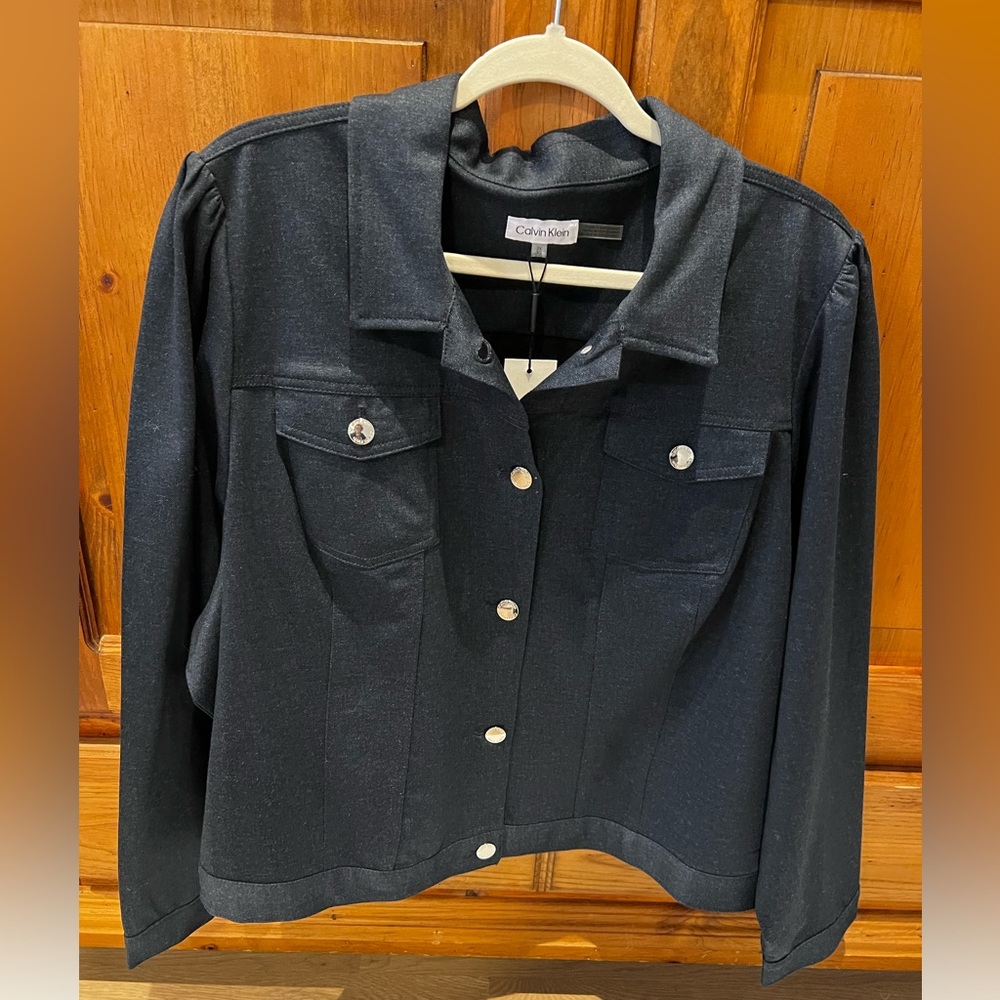 Calvin Klein Women’s Sportswear Essential  Stretch Denim Jacket 3x Blue